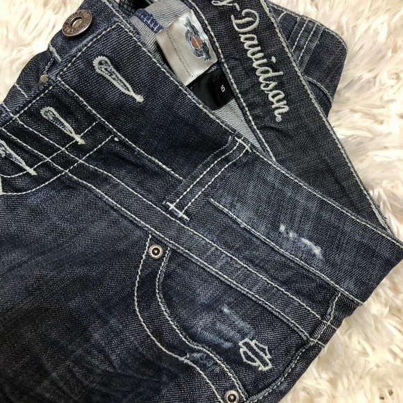 Harley Davidson size 10 crop Capri jeans. Too cute too fun for summer riding. - Picture 7 of 13